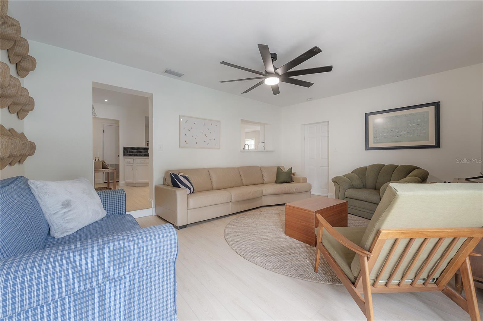 Listing photo id 44 for 1304 Bogie Drive