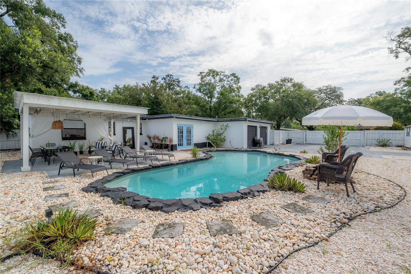 Listing photo id 45 for 1304 Bogie Drive