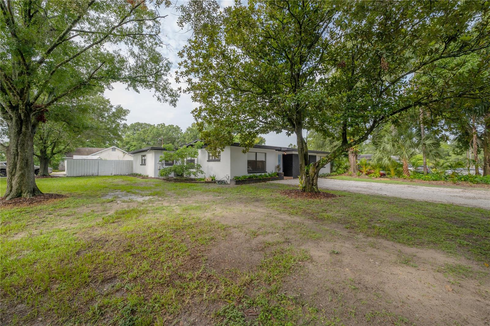 Listing photo id 51 for 1304 Bogie Drive
