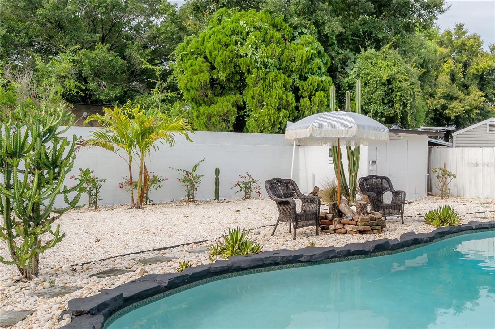 Listing photo id 54 for 1304 Bogie Drive