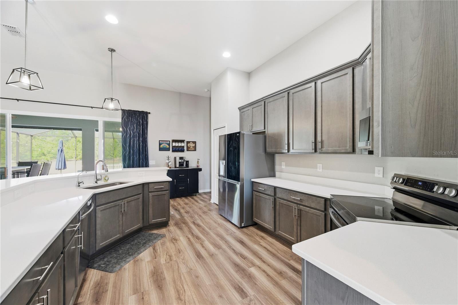 Image 13 of 44 For 2906 Kohen Court