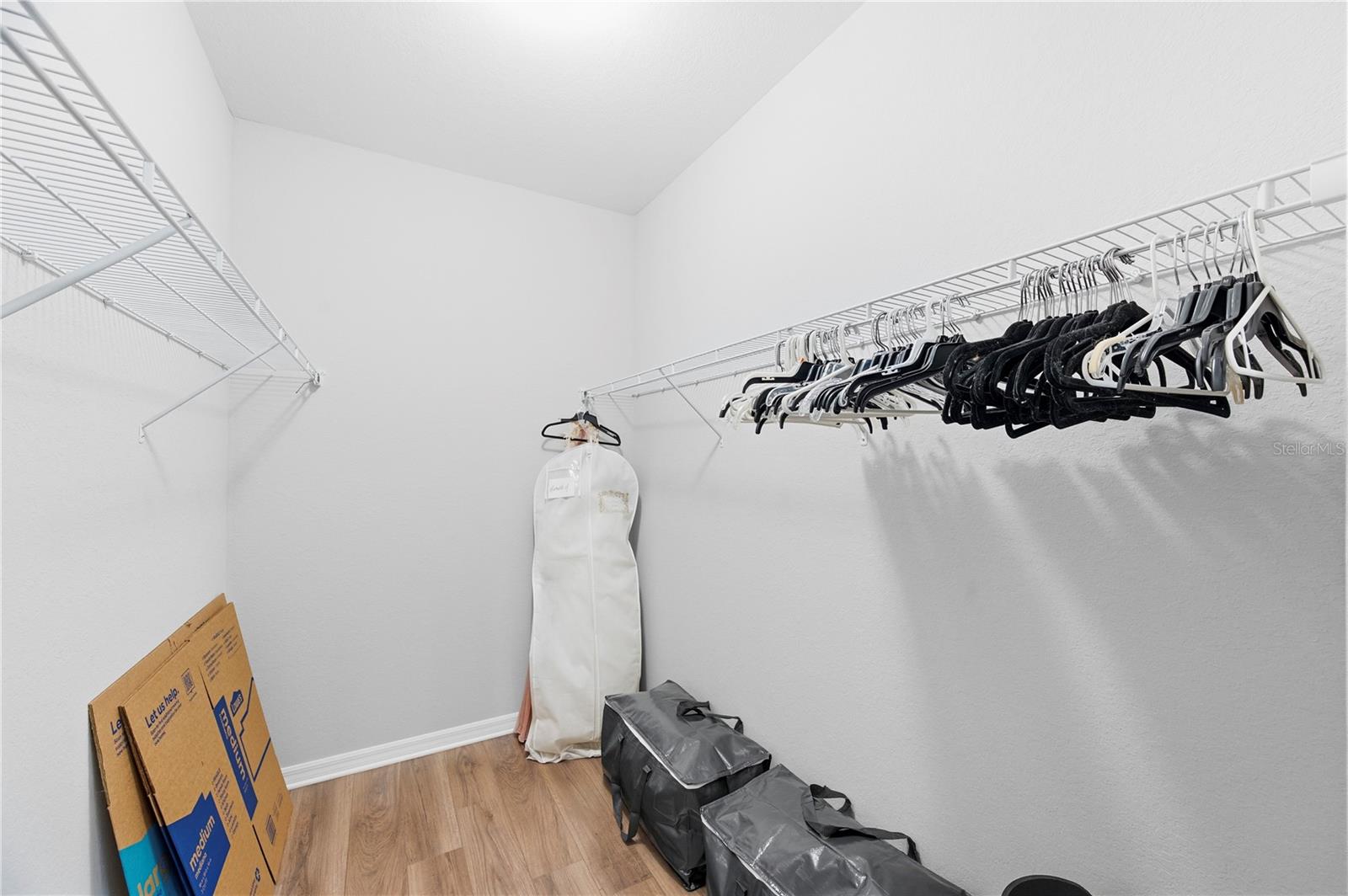 Image 22 of 44 For 2906 Kohen Court