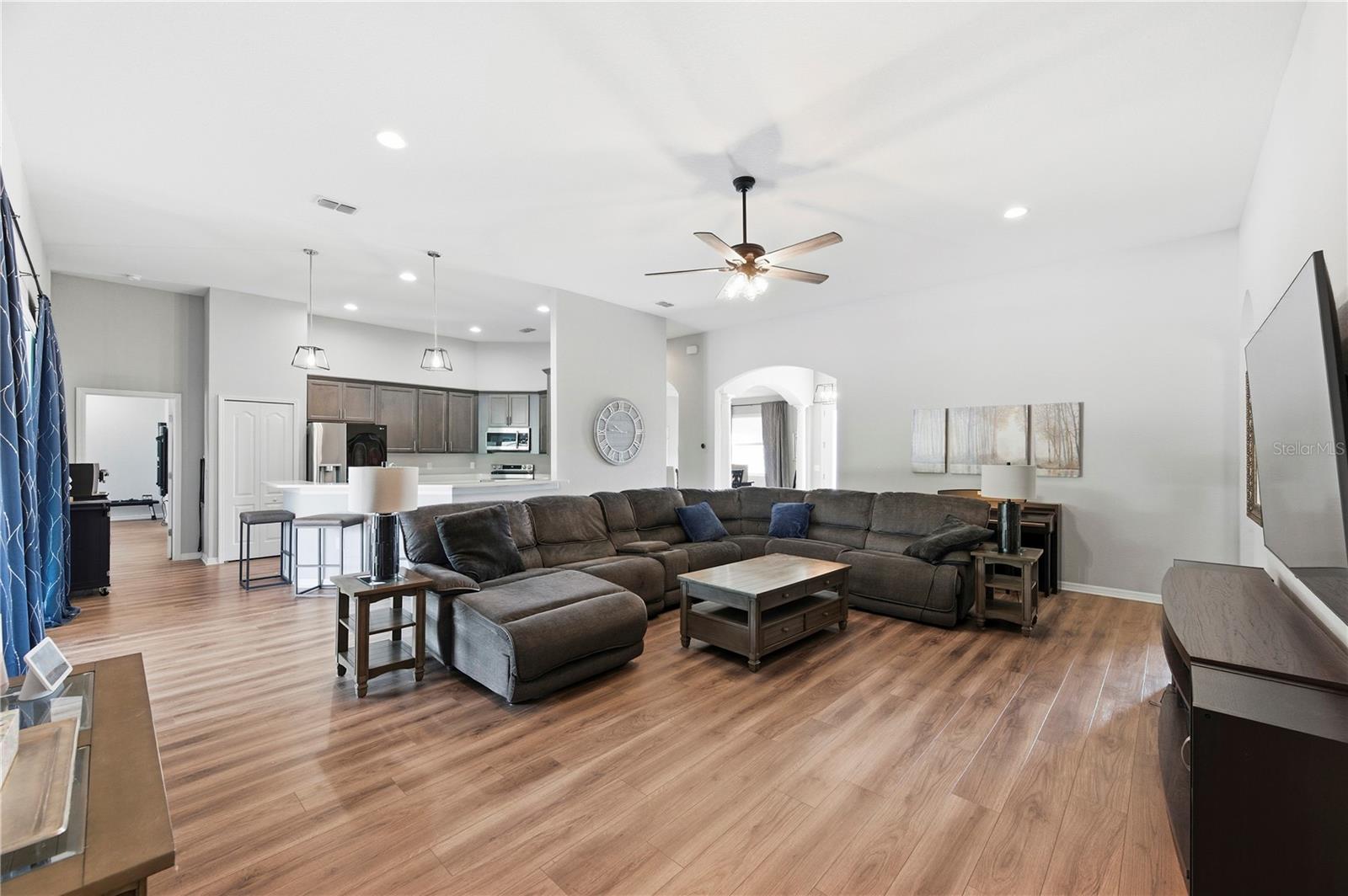 Image 9 of 44 For 2906 Kohen Court