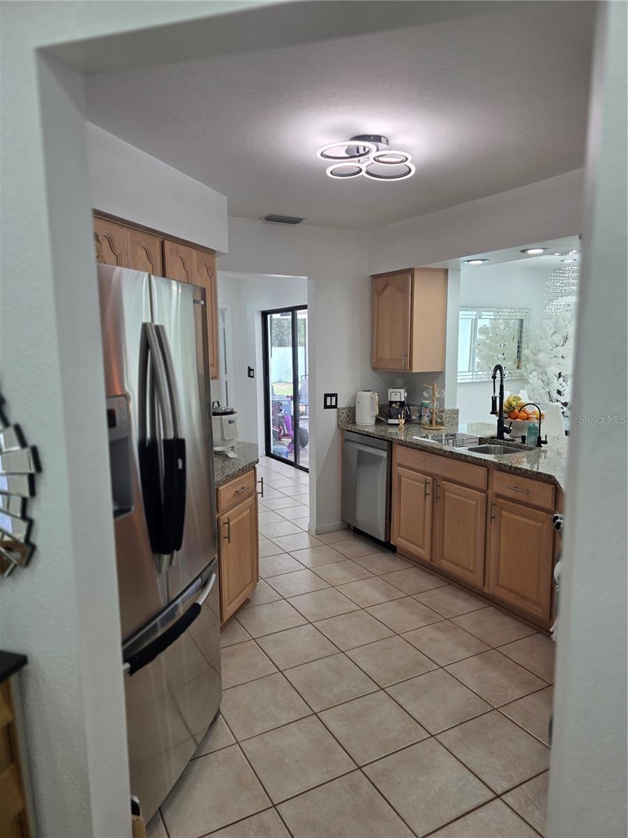 Image 11 of 51 For 13128 Hazelcrest Street