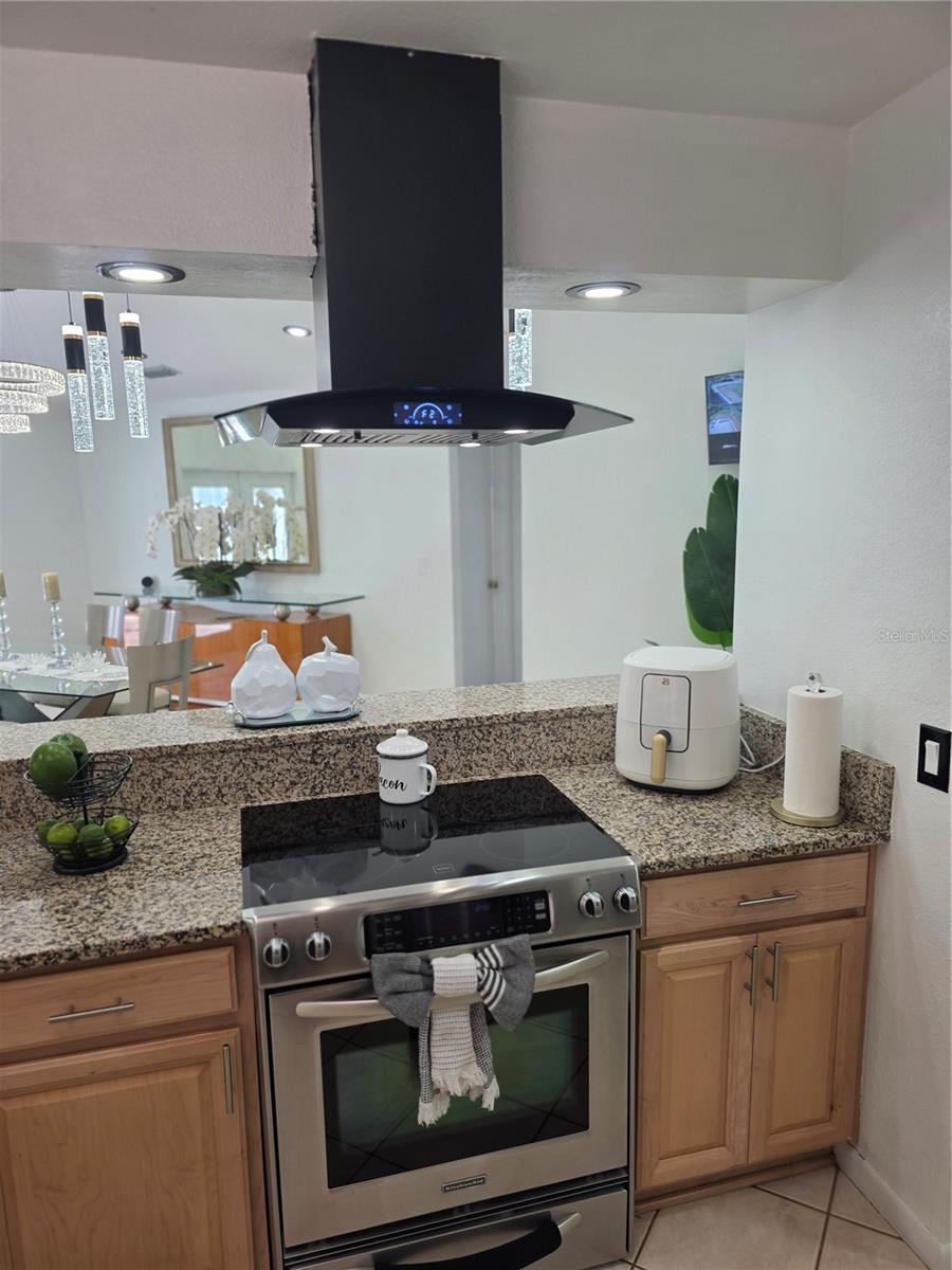 Image 17 of 51 For 13128 Hazelcrest Street