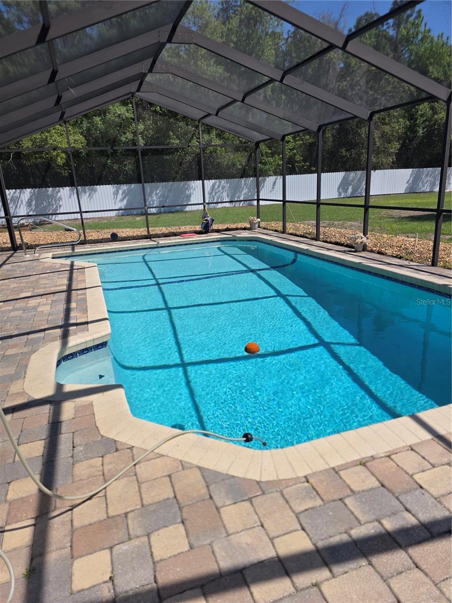 Image 35 of 51 For 13128 Hazelcrest Street