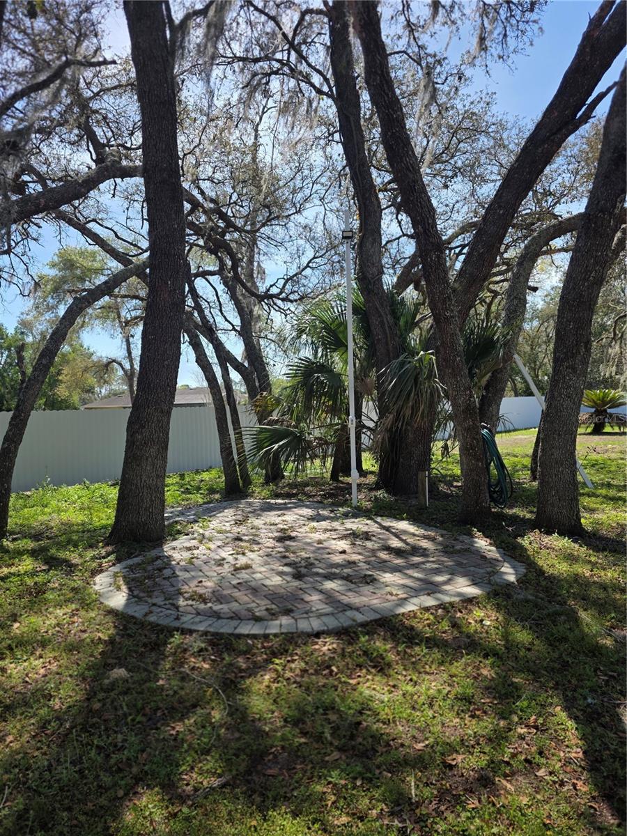 Image 50 of 51 For 13128 Hazelcrest Street