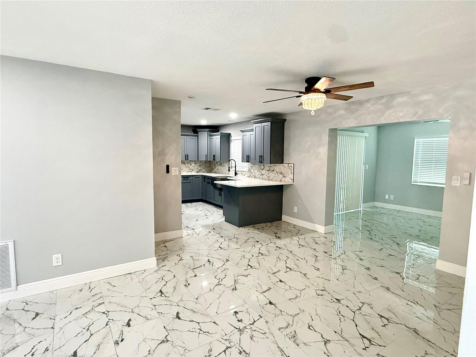 Image 4 of 8 For 7102 Carmel Avenue