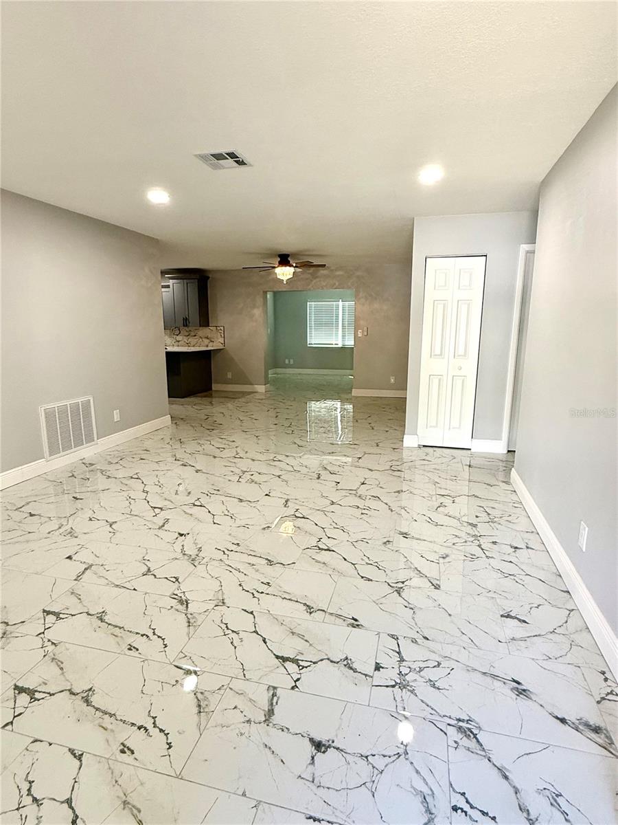 Image 5 of 8 For 7102 Carmel Avenue