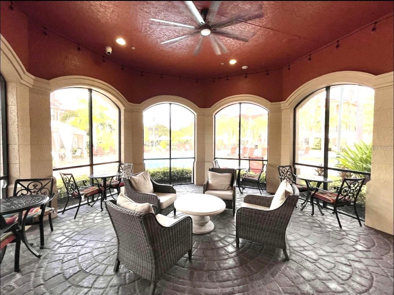 Image 24 of 39 For 2724 Via Murano  615