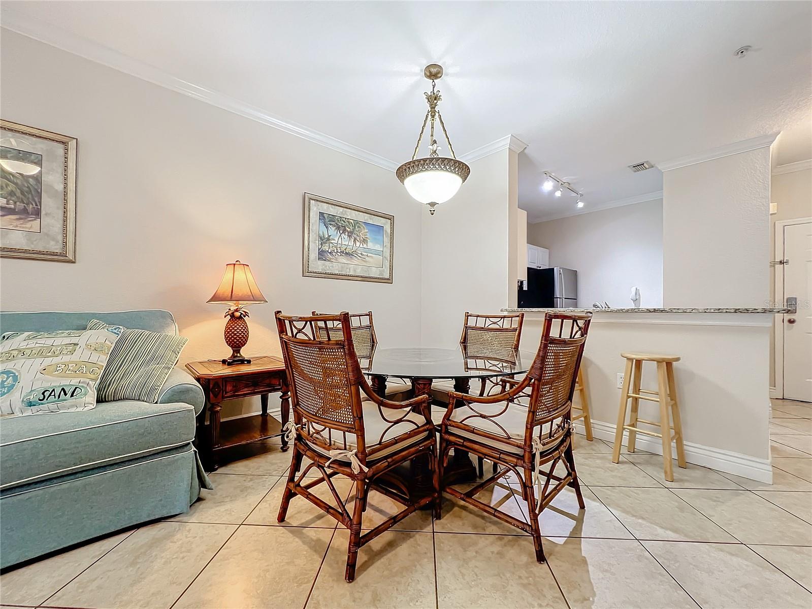 Image 8 of 39 For 2724 Via Murano  615