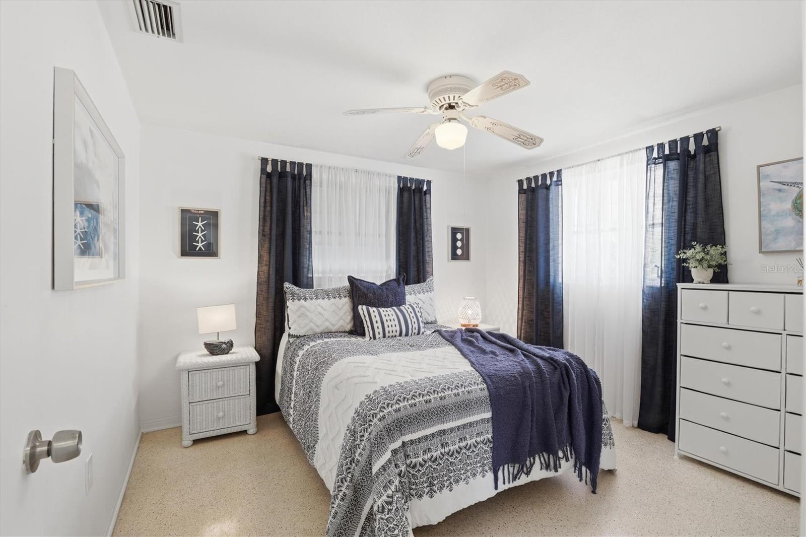 Image 21 of 28 For 1126 Clairborne Street