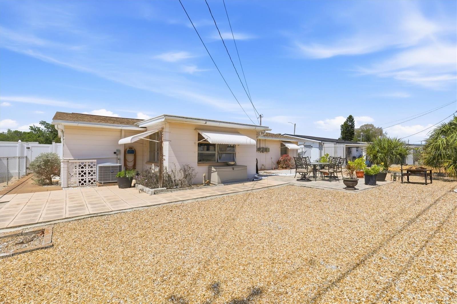 Image 23 of 28 For 1126 Clairborne Street