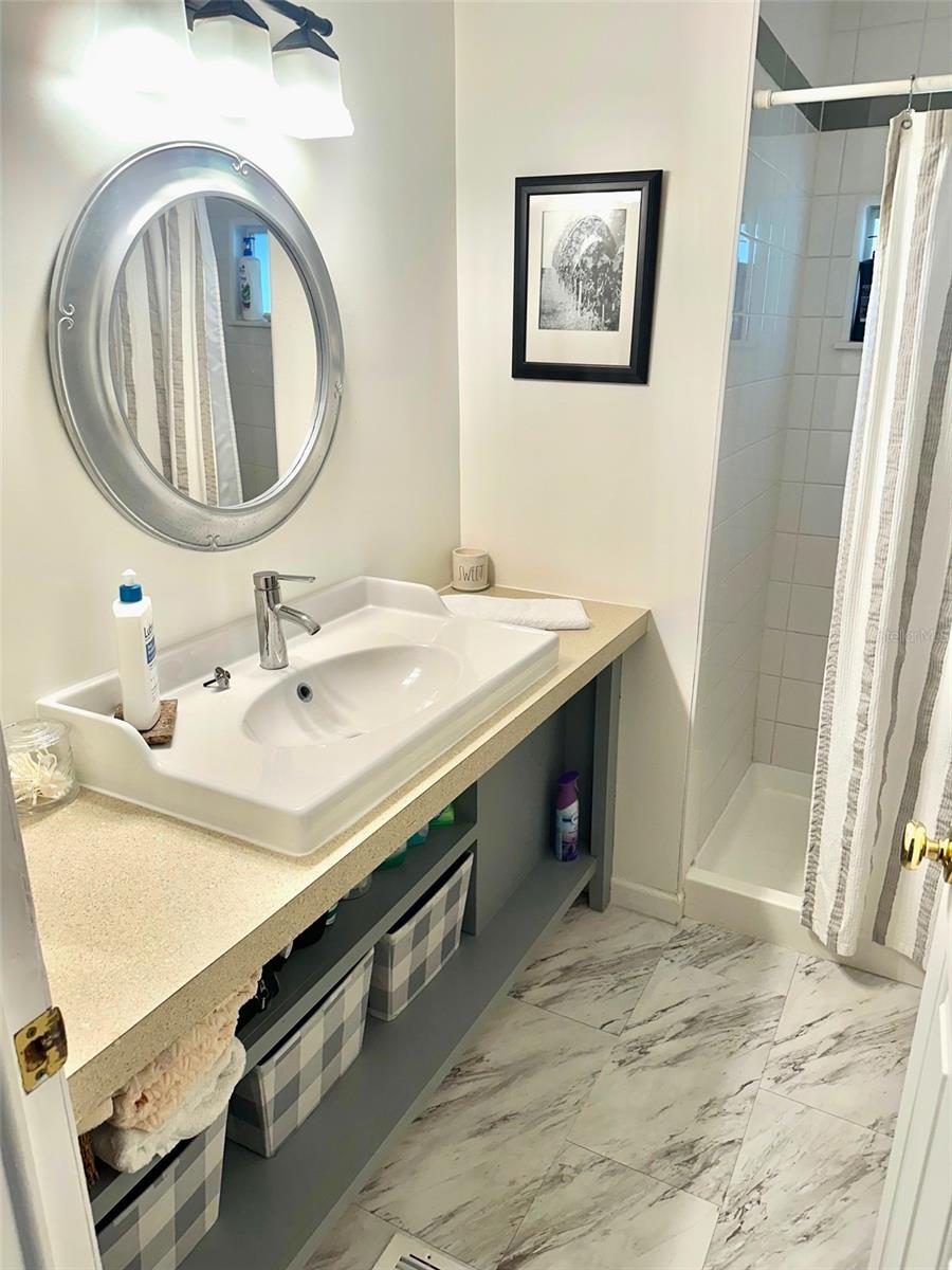 Image 14 of 17 For 9790 66th Street N 470