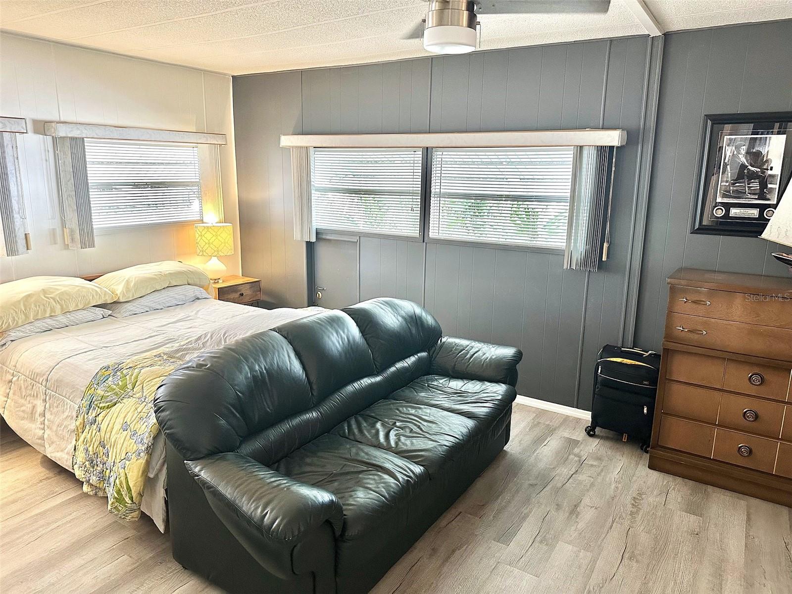 Image 9 of 17 For 9790 66th Street N 470