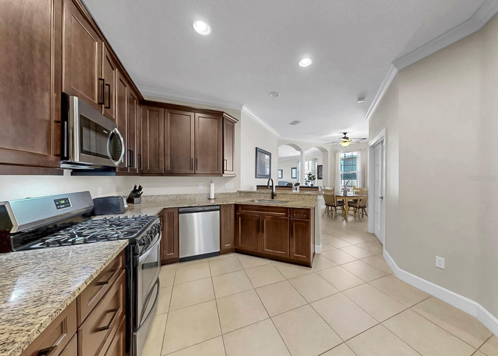 Image 20 of 42 For 15748 Phoebe Park Avenue