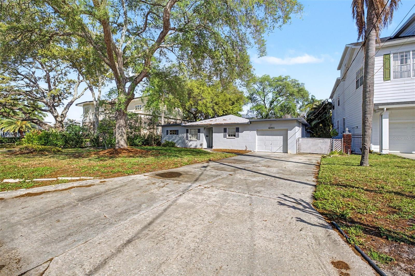 Details for 4811 Sunset Boulevard, TAMPA, FL 33629