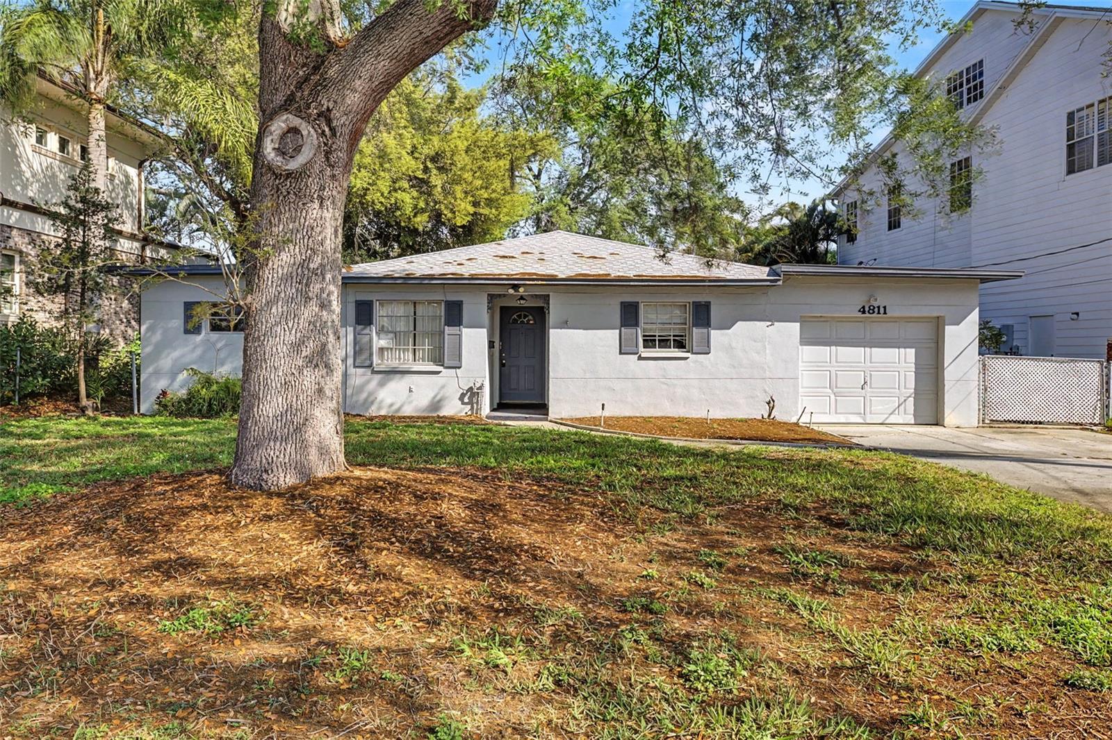 Image 5 of 28 For 4811 Sunset Boulevard