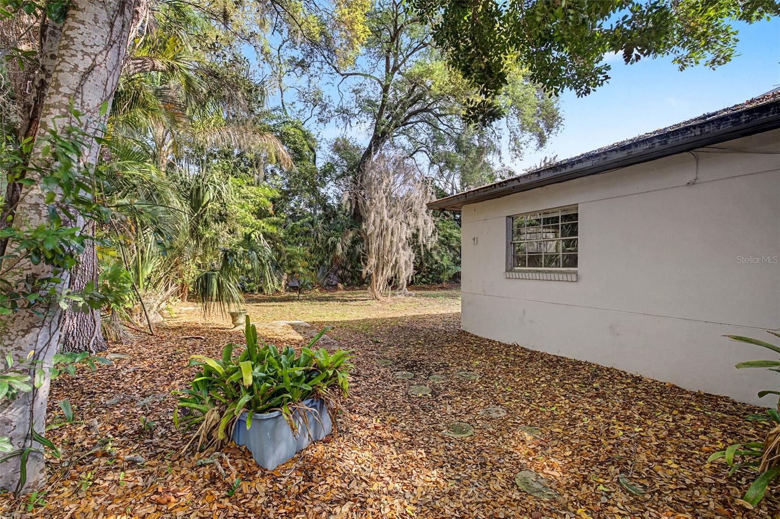 Image 9 of 28 For 4811 Sunset Boulevard