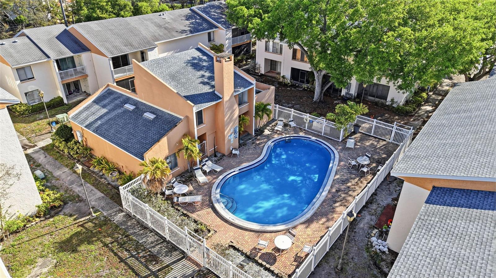 Image 12 of 59 For 776 100th Avenue N 104