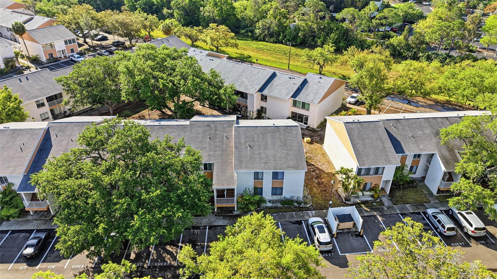 Image 17 of 59 For 776 100th Avenue N 104