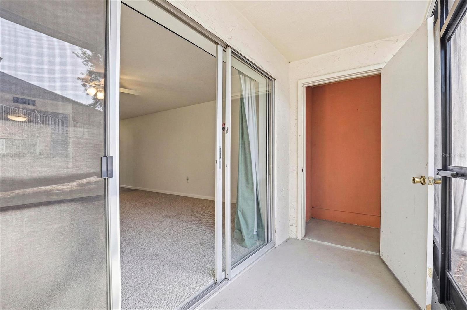 Image 24 of 59 For 776 100th Avenue N 104