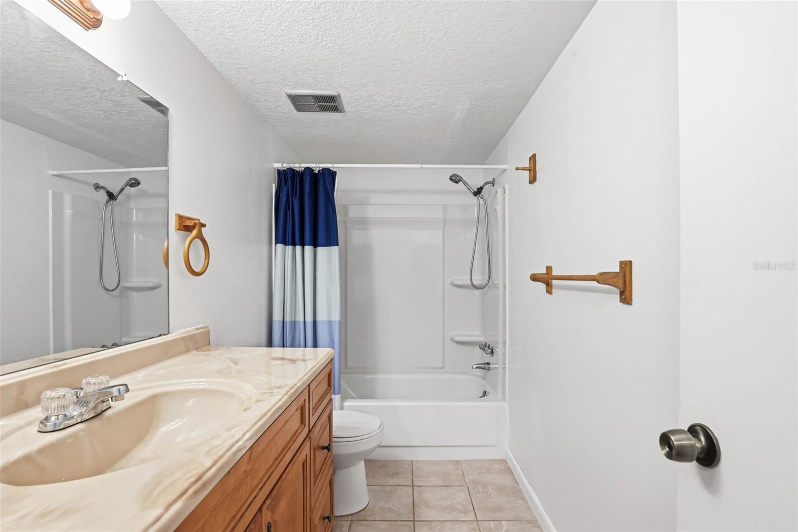 Image 32 of 59 For 776 100th Avenue N 104