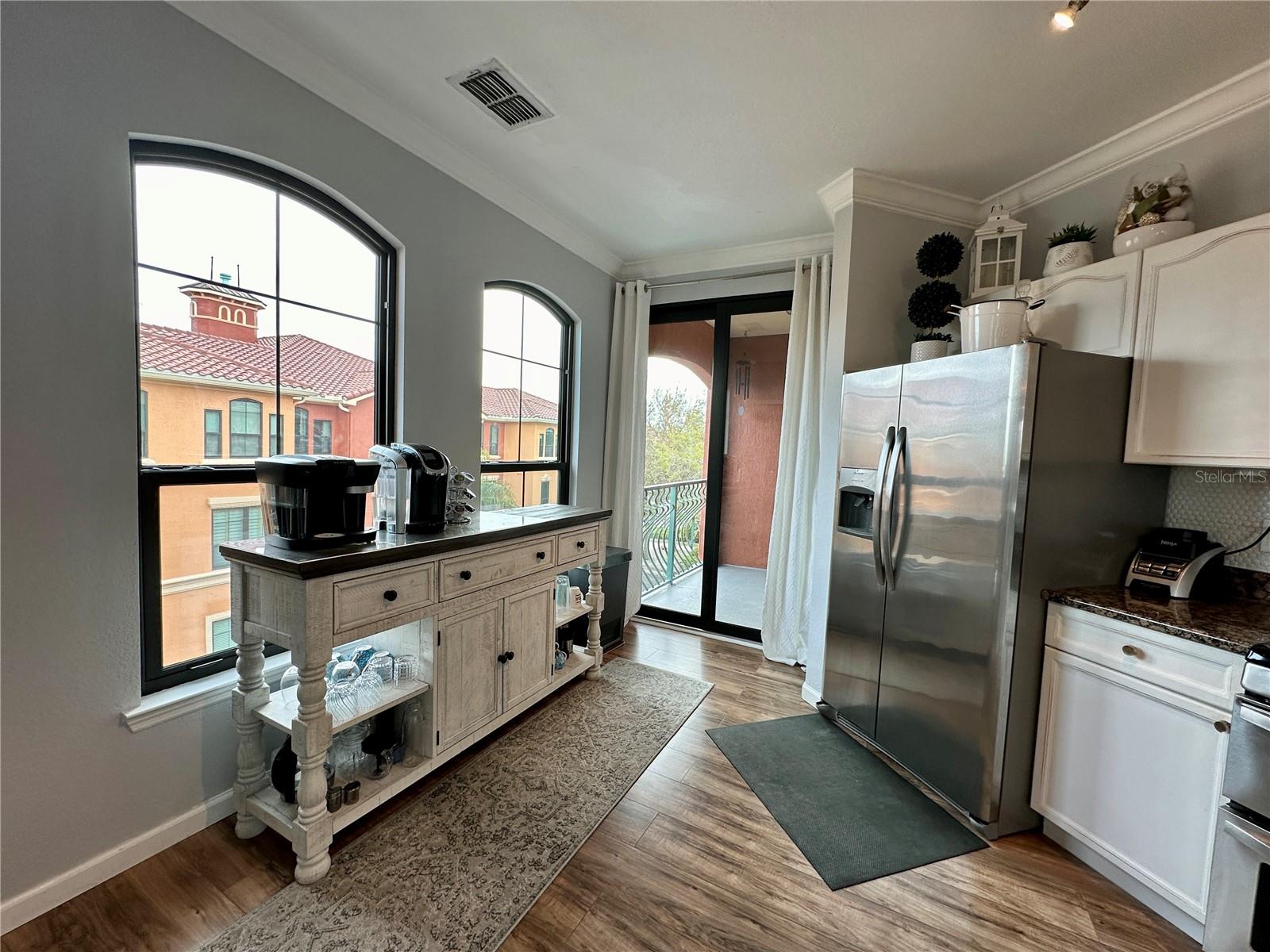 Image 11 of 37 For 2725 Via Cipriani  730a