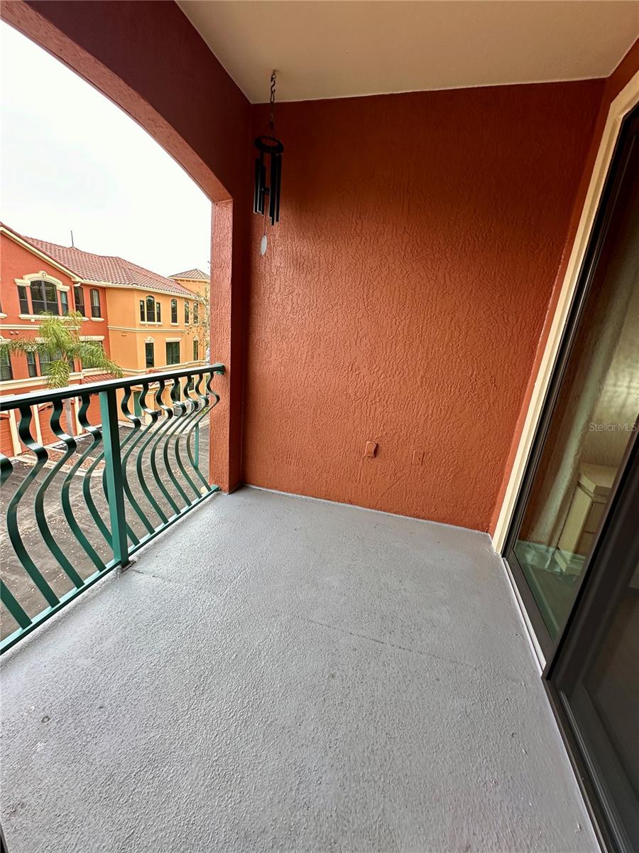 Image 12 of 37 For 2725 Via Cipriani  730a