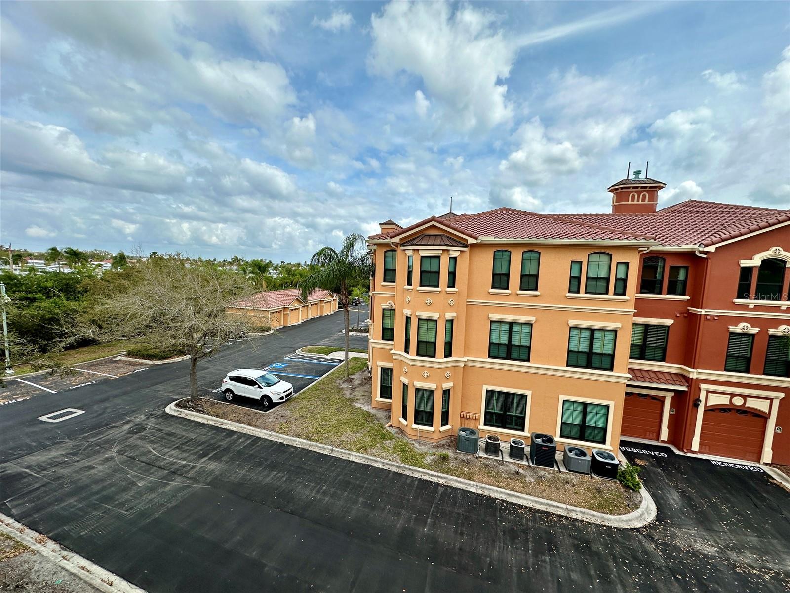 Image 14 of 37 For 2725 Via Cipriani  730a