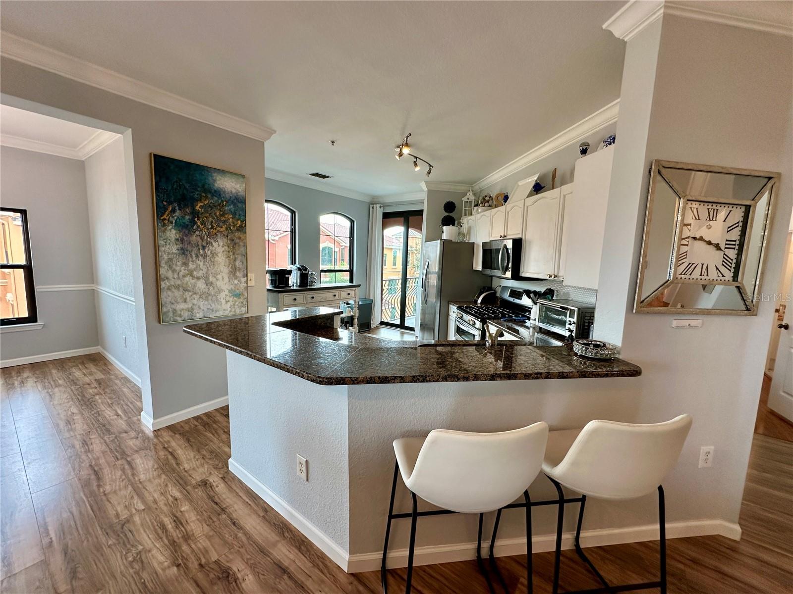 Image 5 of 37 For 2725 Via Cipriani  730a