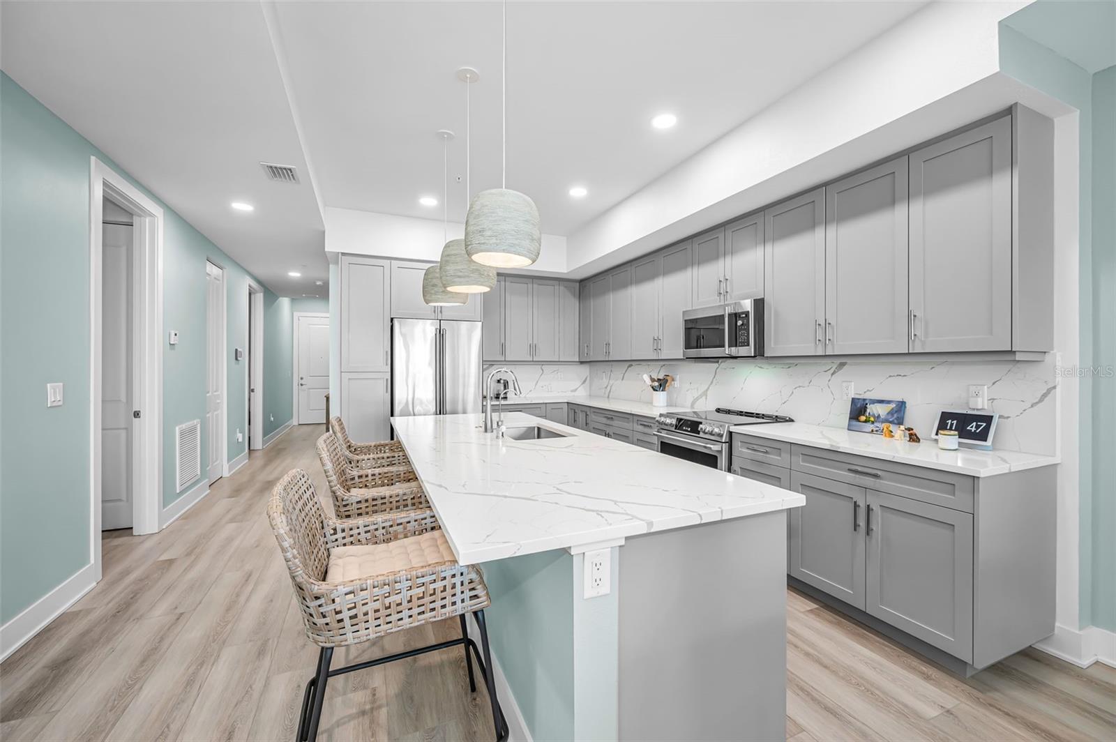 Image 33 of 88 For 400 150th Avenue 207