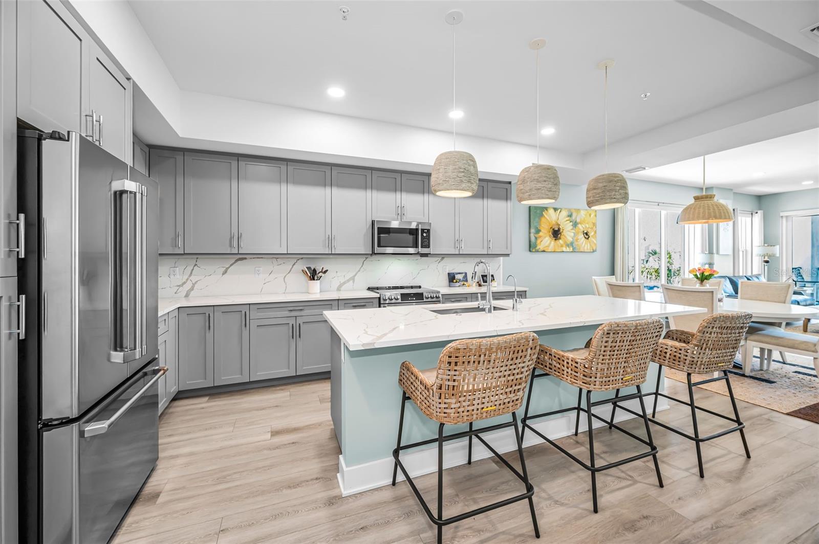 Image 36 of 88 For 400 150th Avenue 207