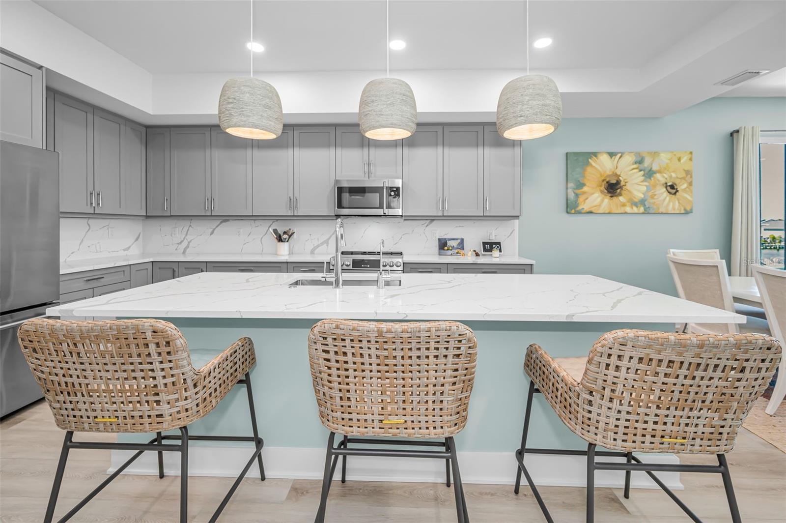 Image 37 of 88 For 400 150th Avenue 207