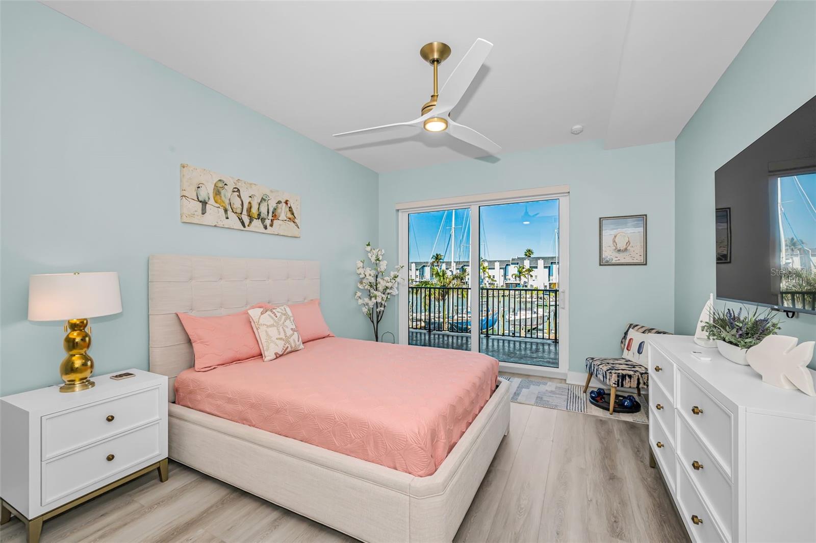 Image 39 of 88 For 400 150th Avenue 207