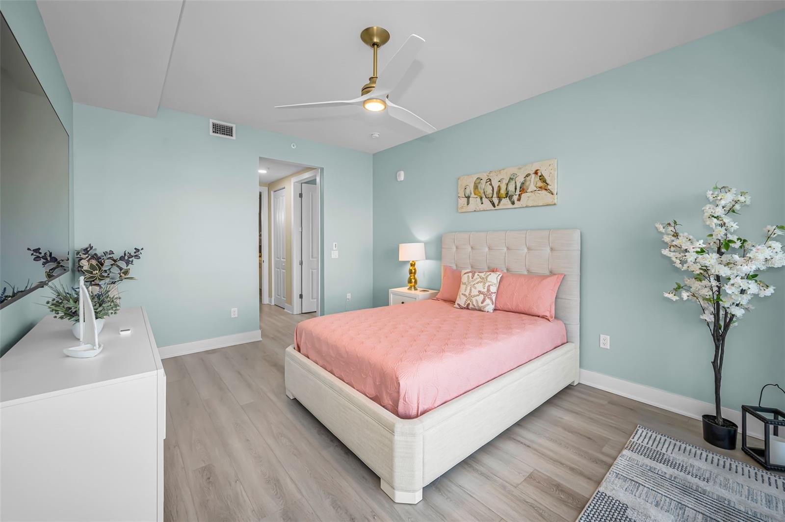 Image 45 of 88 For 400 150th Avenue 207