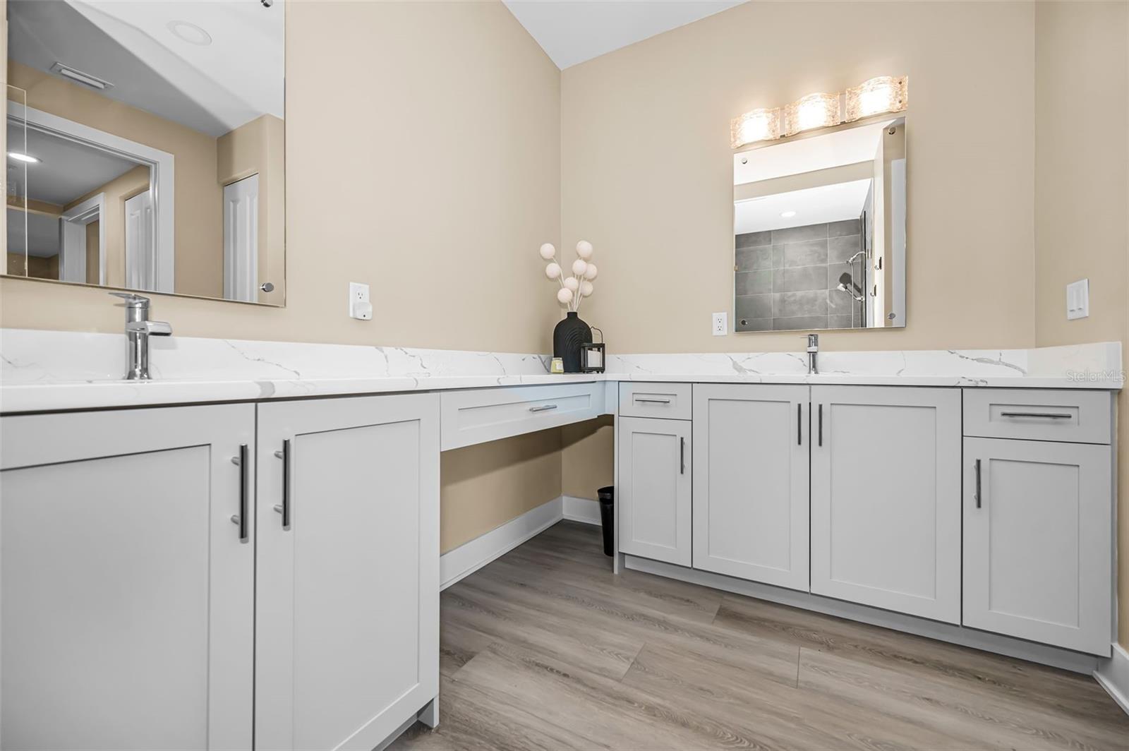 Image 49 of 88 For 400 150th Avenue 207