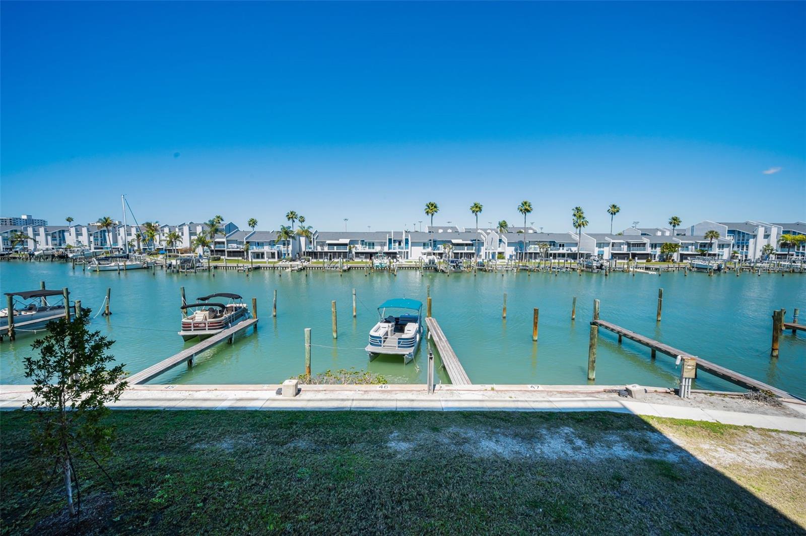 Image 66 of 88 For 400 150th Avenue 207