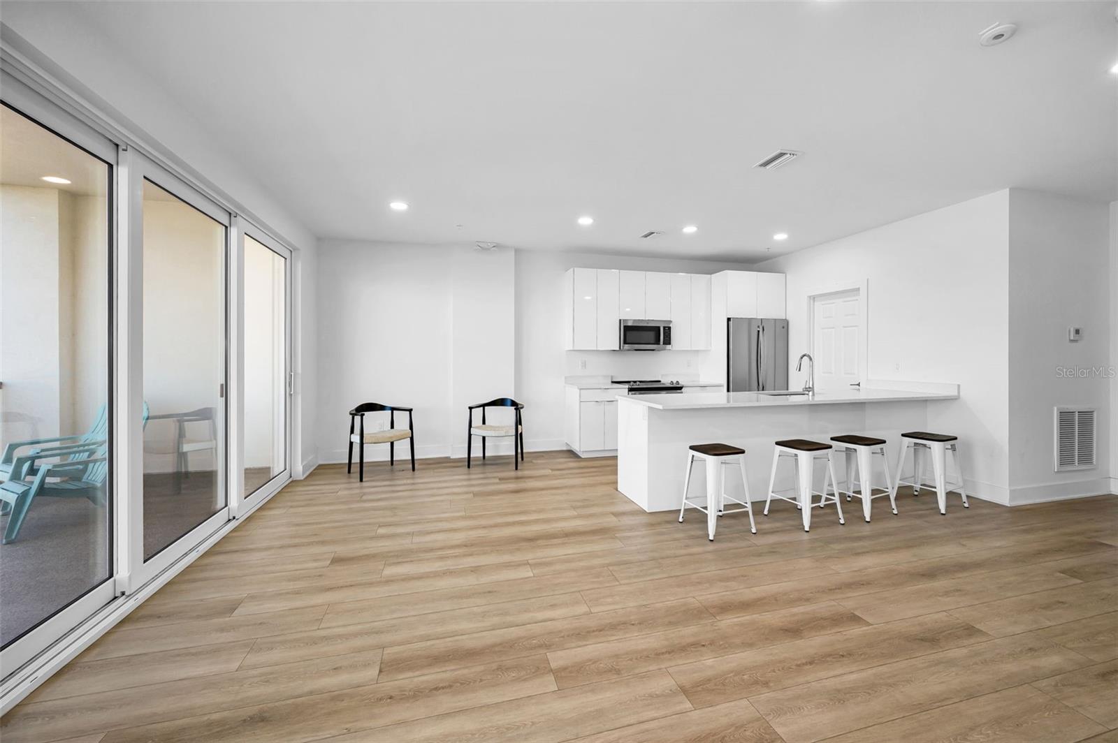 Image 70 of 88 For 400 150th Avenue 207