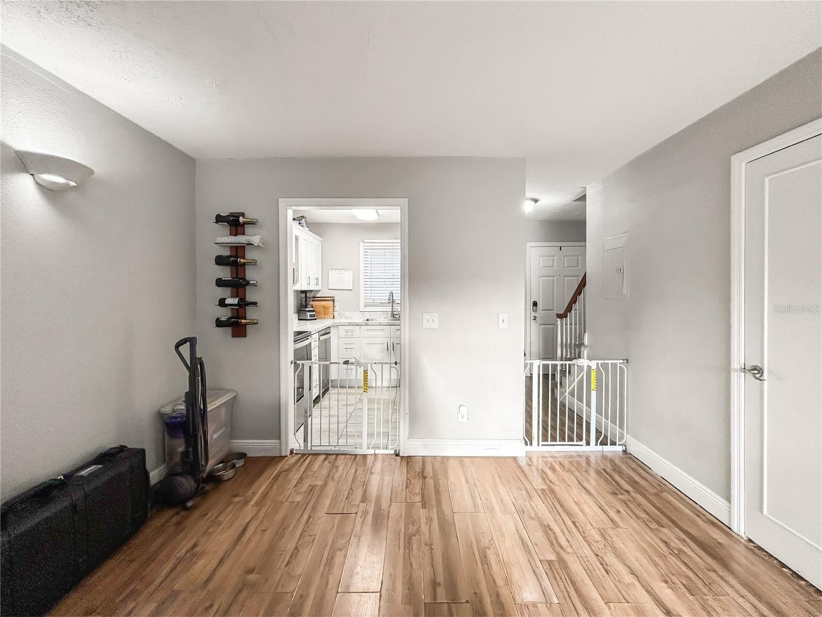 Image 25 of 41 For 13706 Orange Sunset Drive 13706