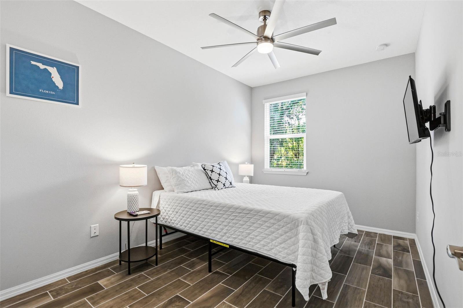 Image 21 of 37 For 2818 Grand Kemerton Place