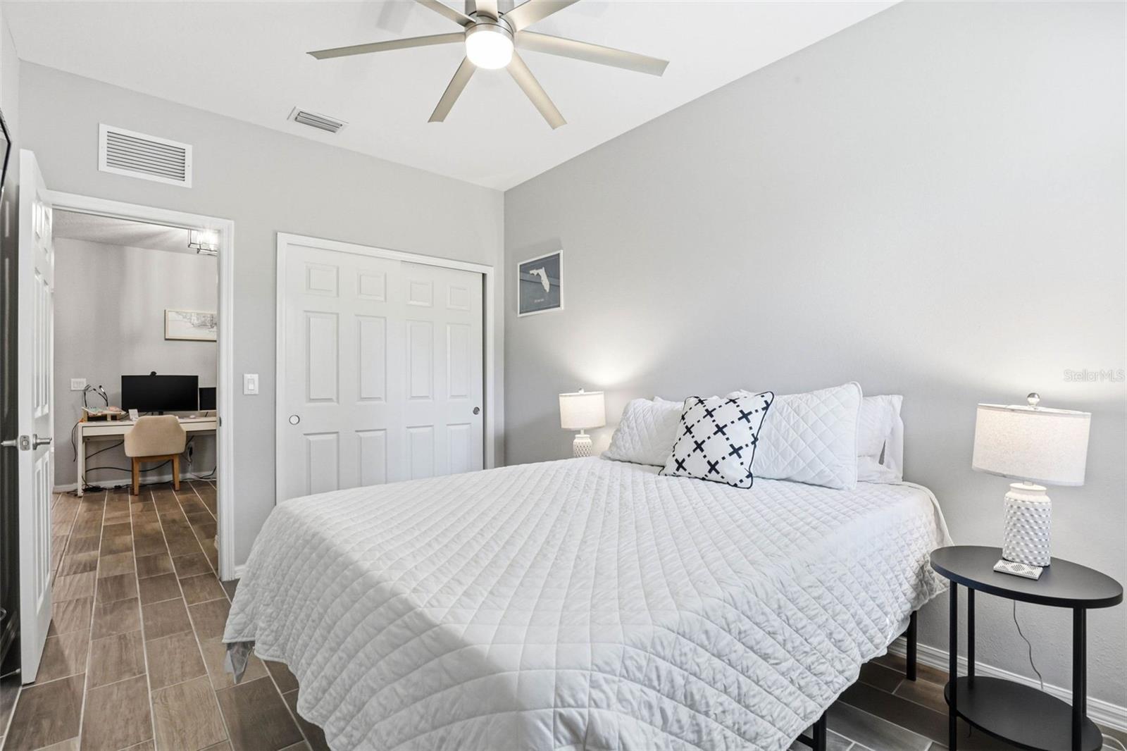 Image 22 of 37 For 2818 Grand Kemerton Place