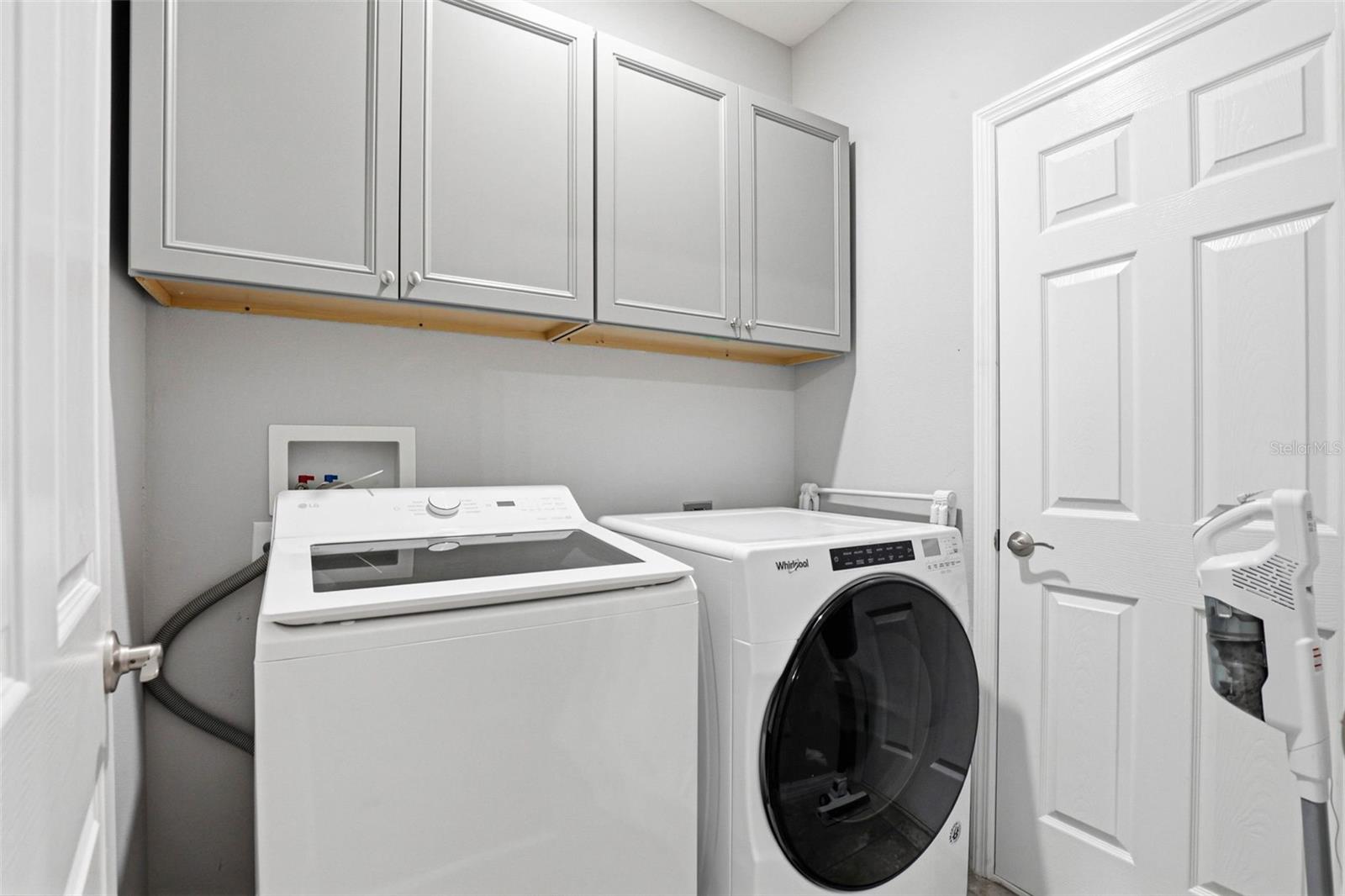 Image 23 of 37 For 2818 Grand Kemerton Place