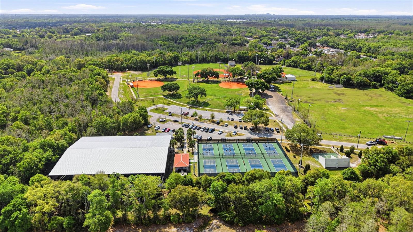 Image 35 of 37 For 2818 Grand Kemerton Place