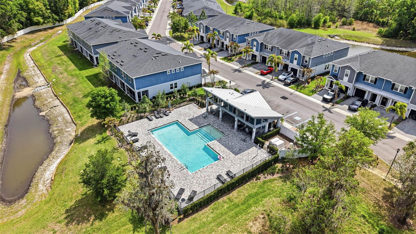 Image 36 of 37 For 2818 Grand Kemerton Place