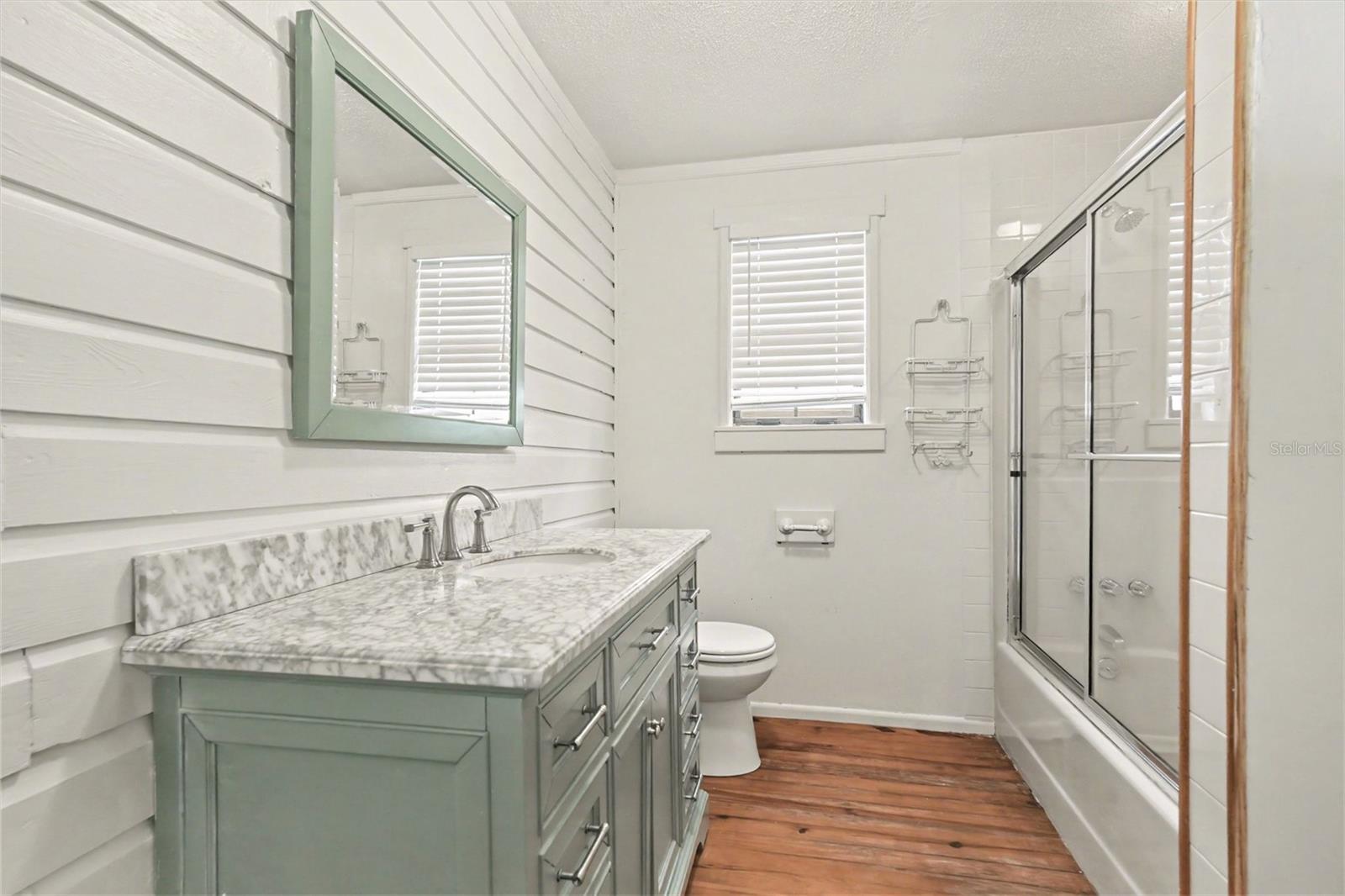 Image 28 of 34 For 501 Euclid Avenue