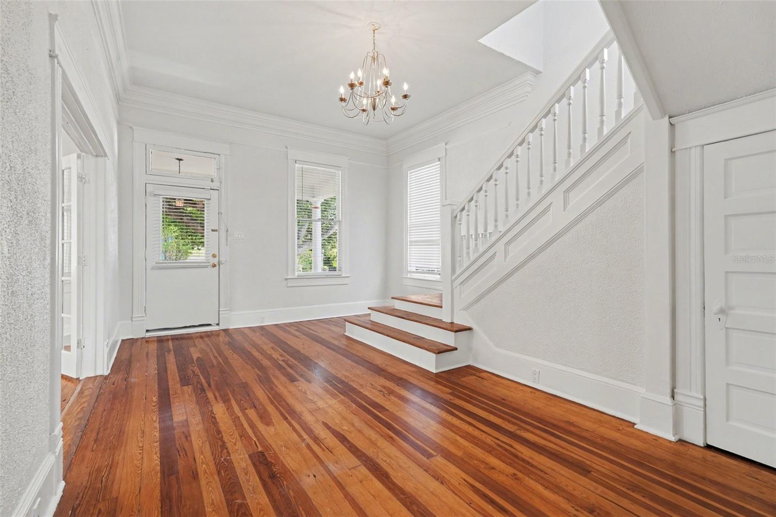 Image 3 of 34 For 501 Euclid Avenue