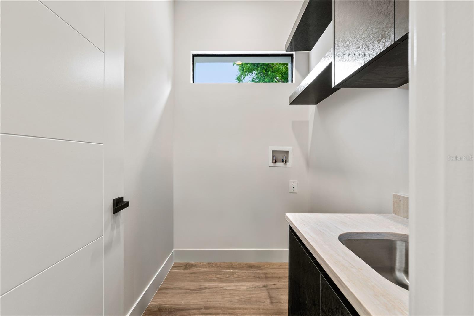 Image 15 of 58 For 3104 Pine Street