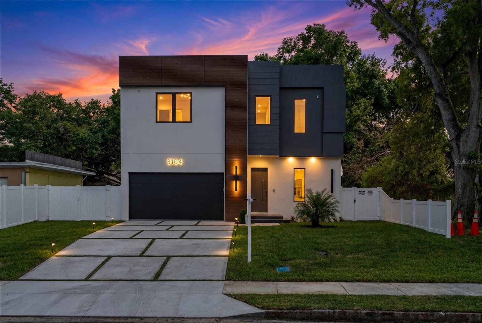 Image 2 of 58 For 3104 Pine Street