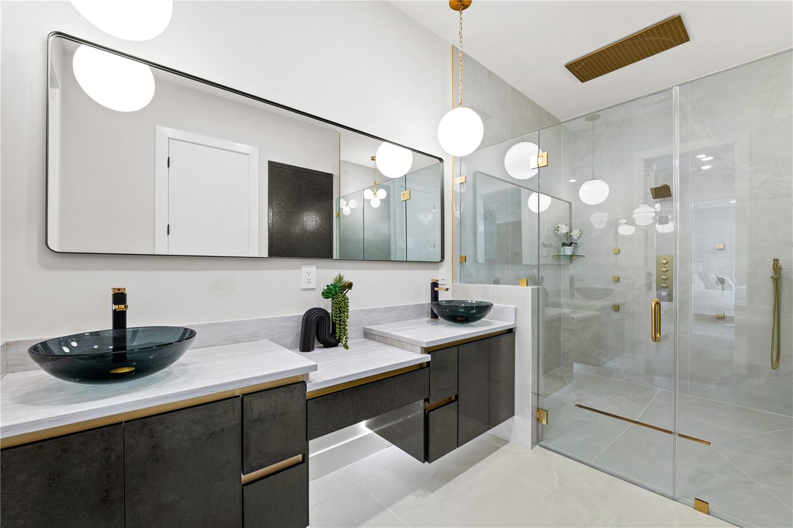 Image 27 of 58 For 3104 Pine Street